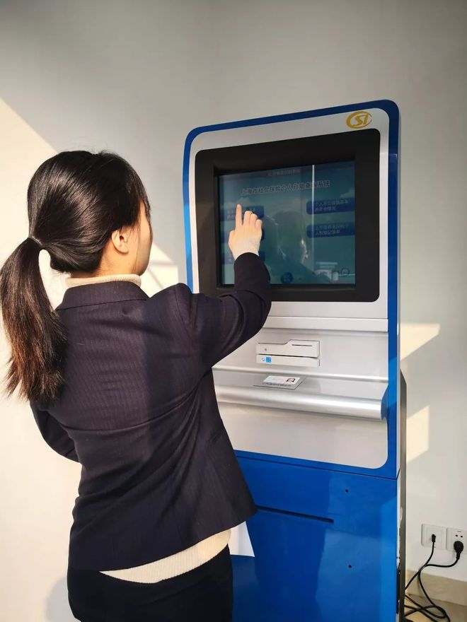 张家界24小时套医保卡回收(24小时套医保卡回收什么意思)