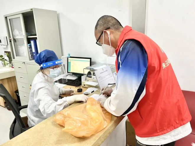 张家界24小时高价回收医保(24小时高价回收医保医保套出)